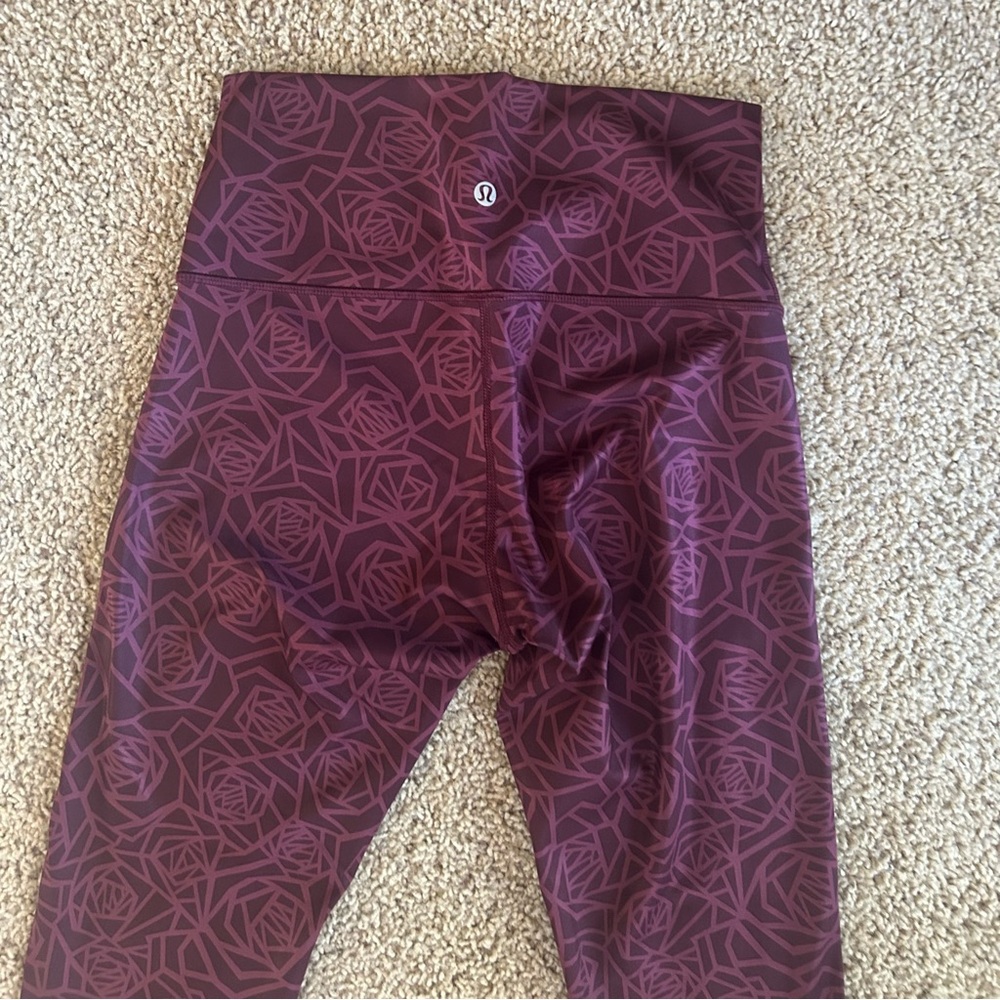Lululemon High Times Pant

Posey red